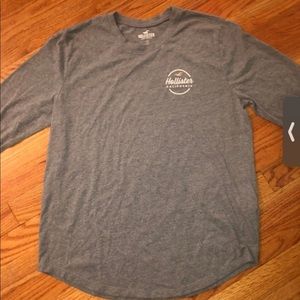 Long sleeve Hollister shirt!